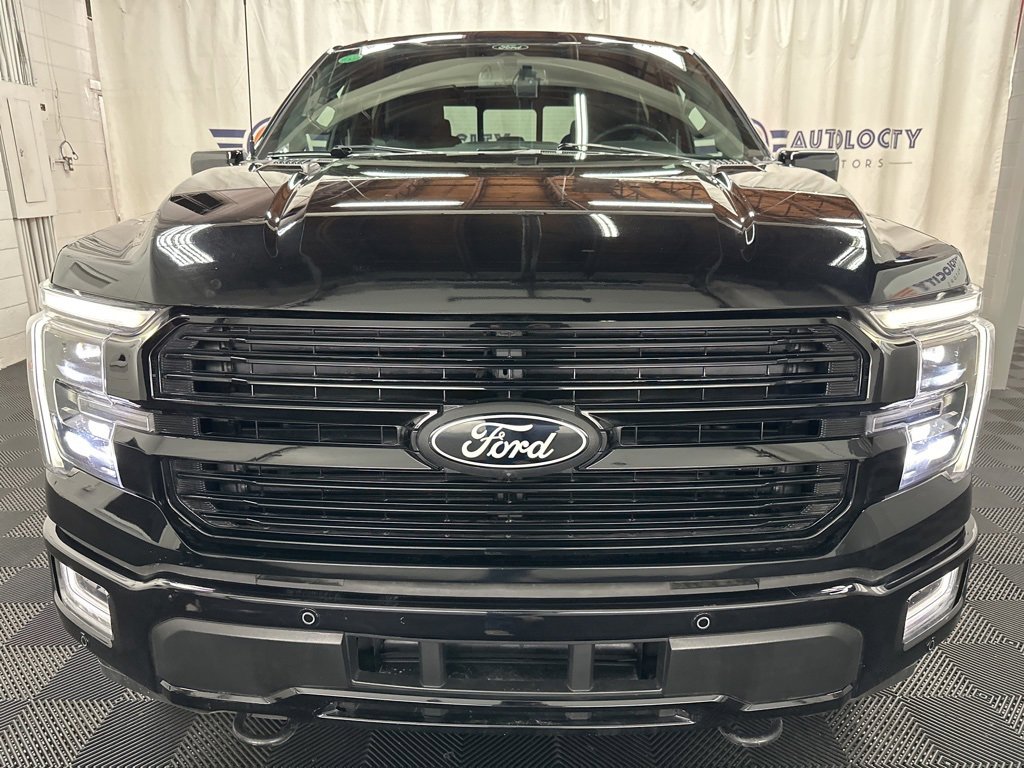 2024 Ford F-150 Platinum photo 2