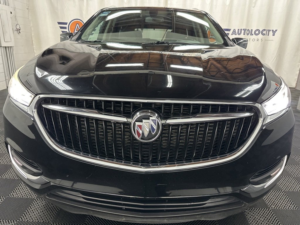 2021 Buick Enclave Essence photo 3