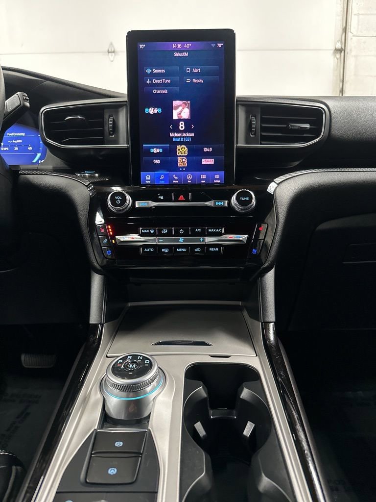 2024 Ford Explorer ST - Photo 22