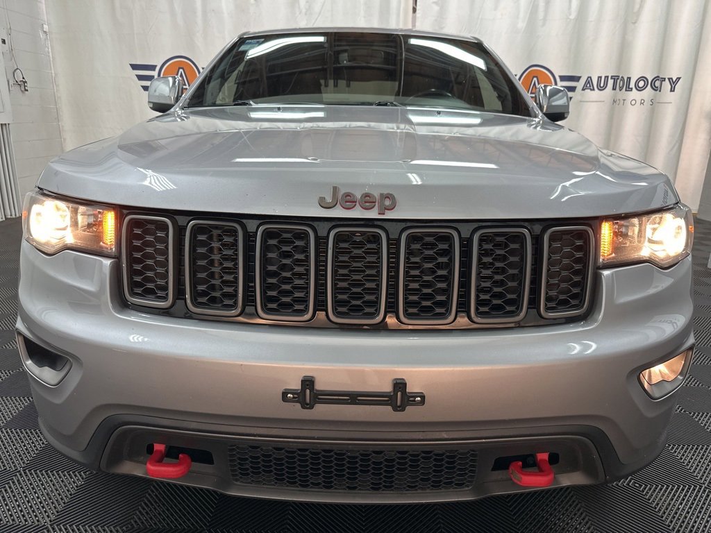 2019 Jeep Grand Cherokee Trailhawk photo 3