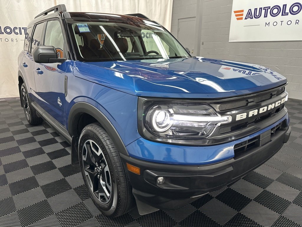 2024 Ford Bronco Sport Outer Banks photo 2