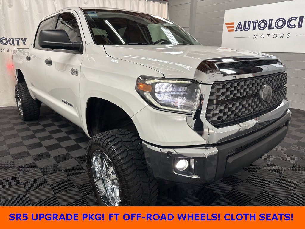 2020 Toyota Tundra SR5's photo
