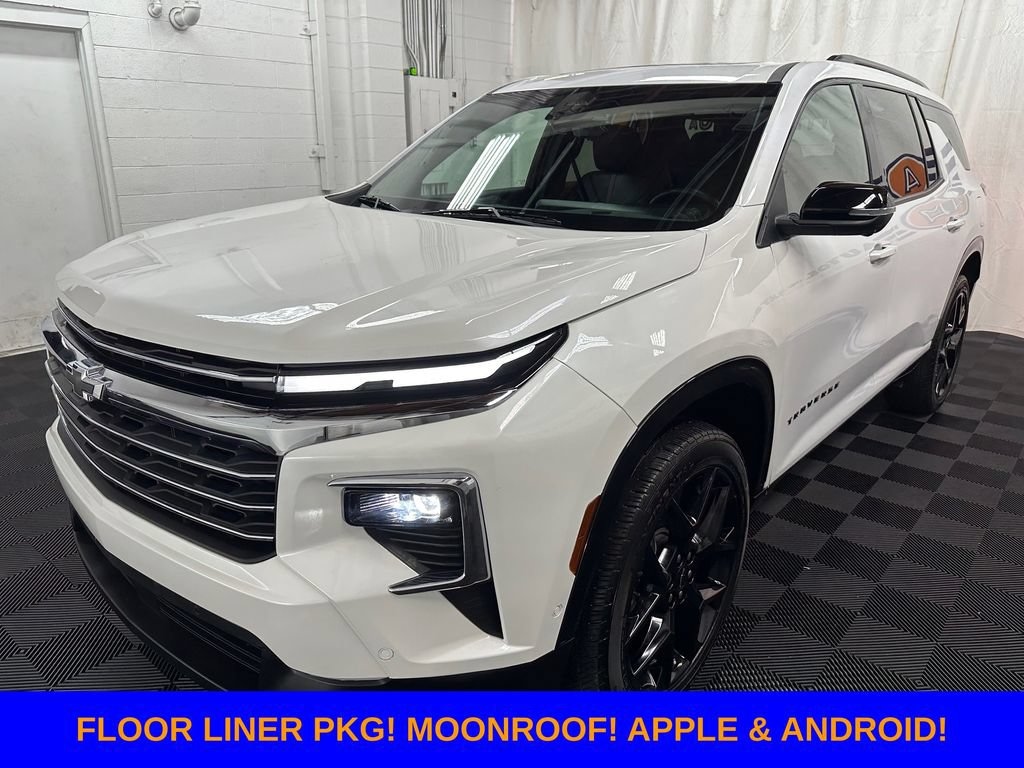 Used 2025 Chevrolet Traverse AWD RS SUV
