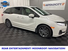 2025 Honda Odyssey Touring Van