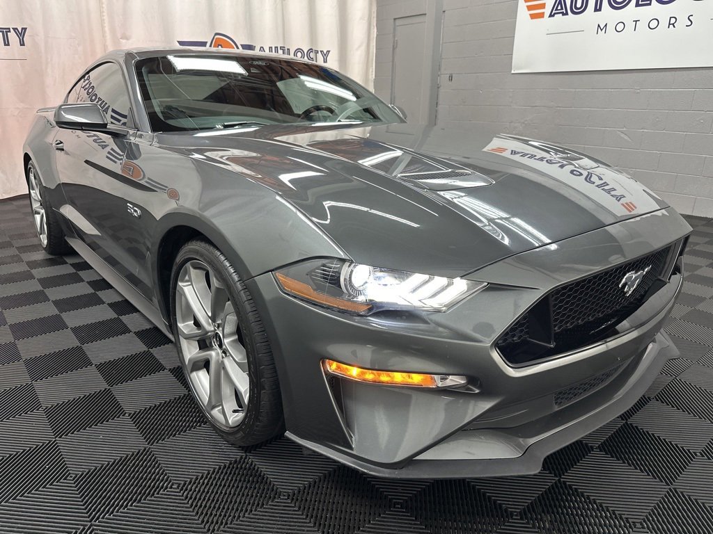 2022 Ford Mustang GT Premium photo 2