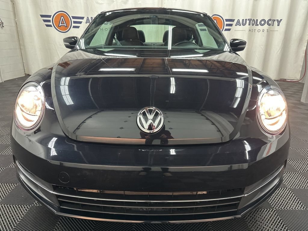 Used 2018 Volkswagen Beetle 2.0T SE Hatchback