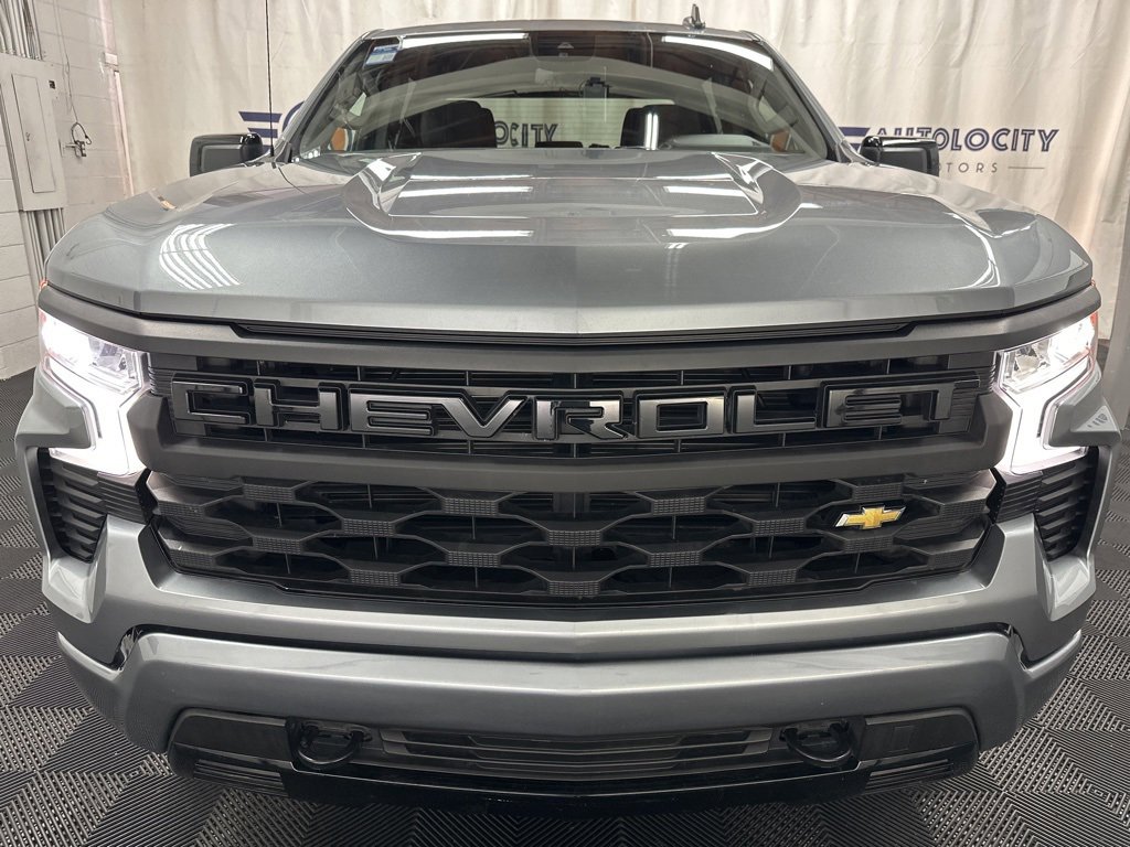 2023 Chevrolet Silverado 1500 RST photo 3