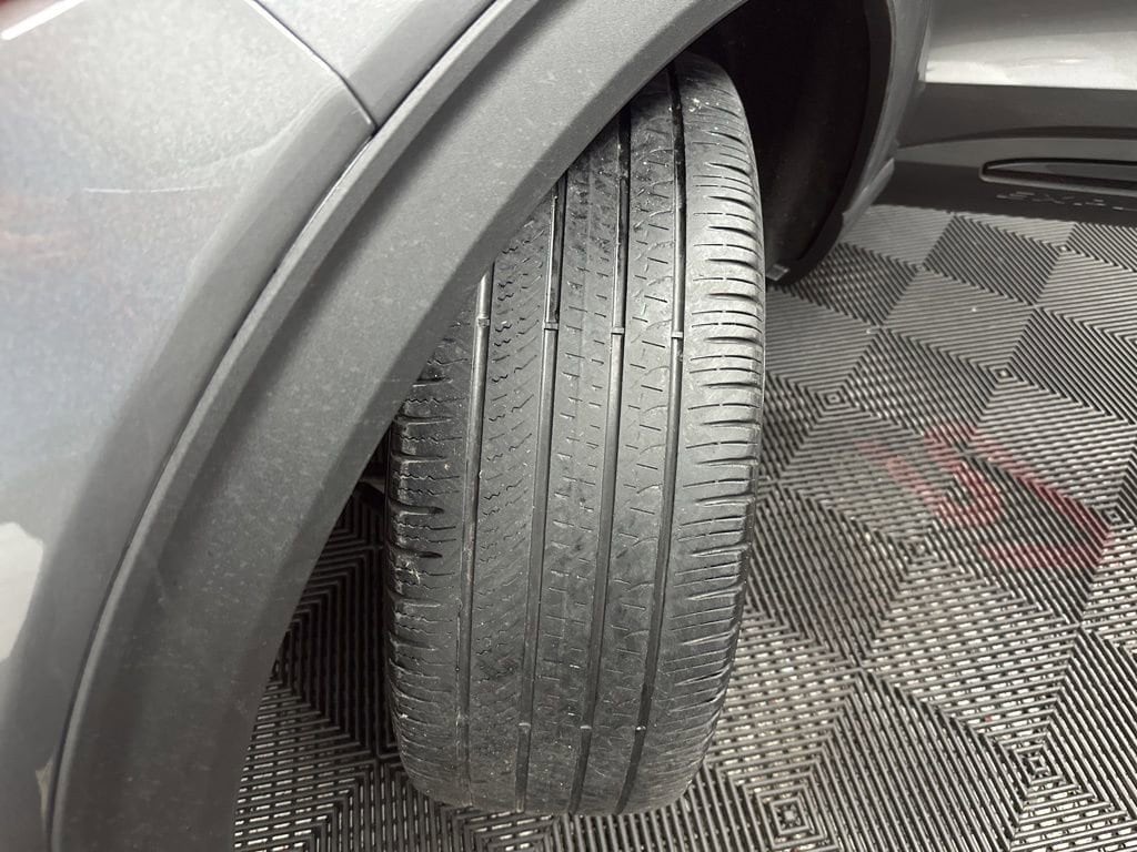 2024 Ford Explorer ST - Photo 46