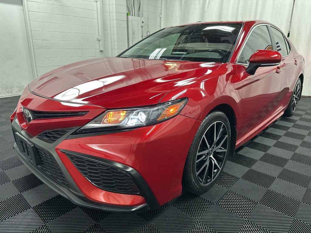 2021 Toyota Camry SE photo 4