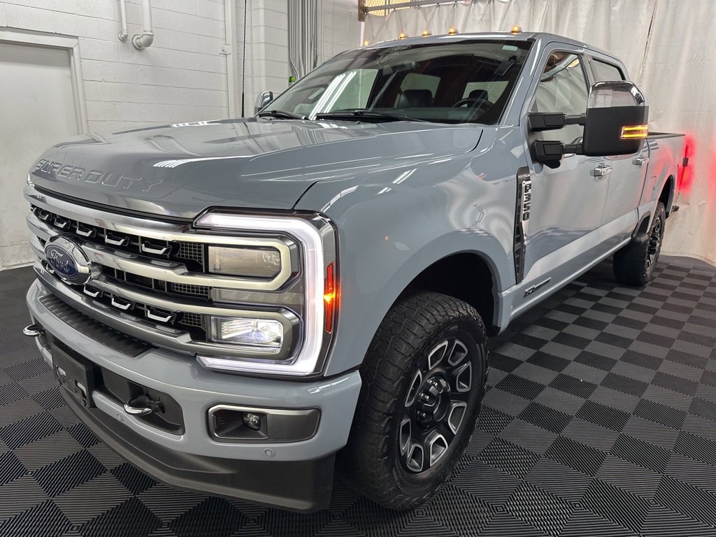 2024 Ford F-350 Platinum photo 4