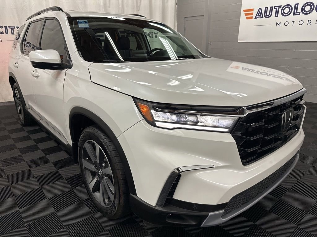Used 2024 Honda Pilot Elite SUV
