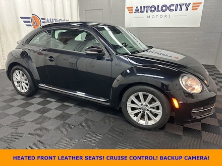 2018 Volkswagen Beetle 2.0T SE Hatchback