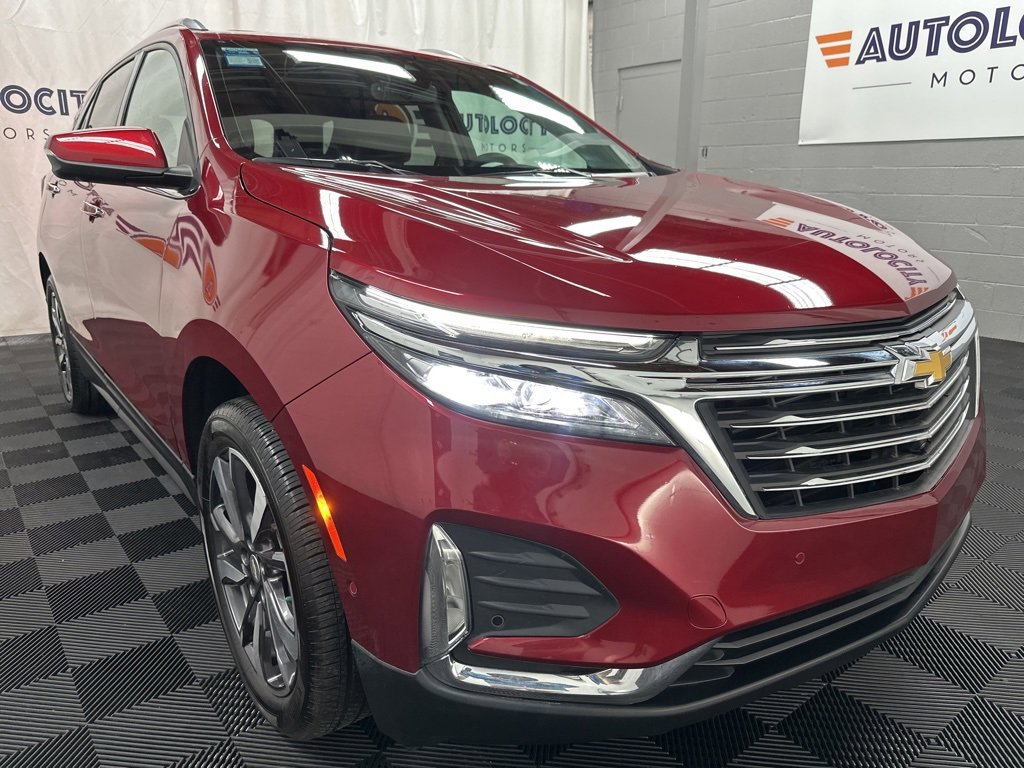 2024 Chevrolet Equinox Premier photo 2