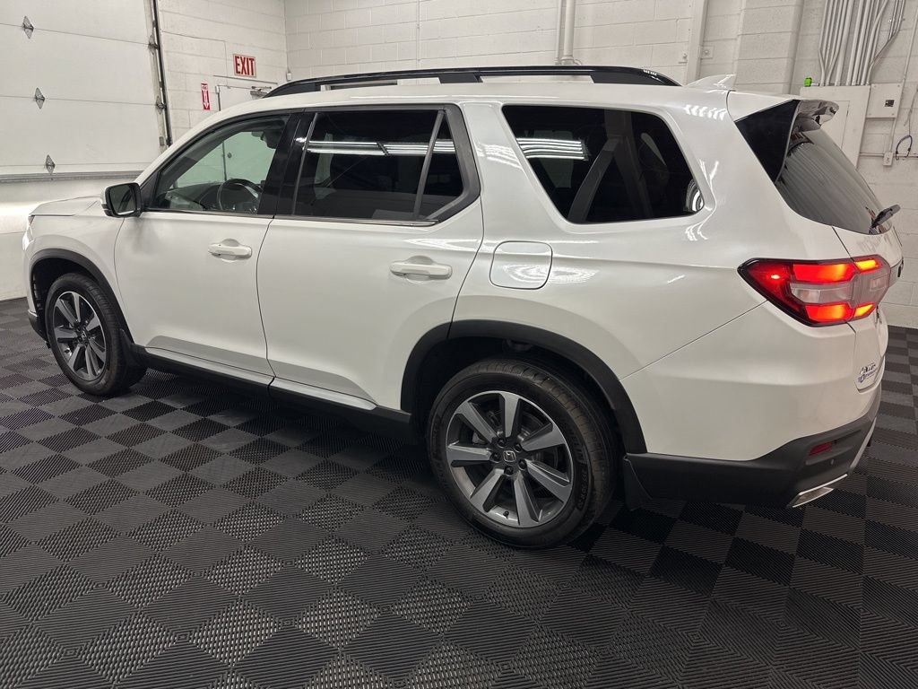 2024 Honda Pilot Elite - Photo 6