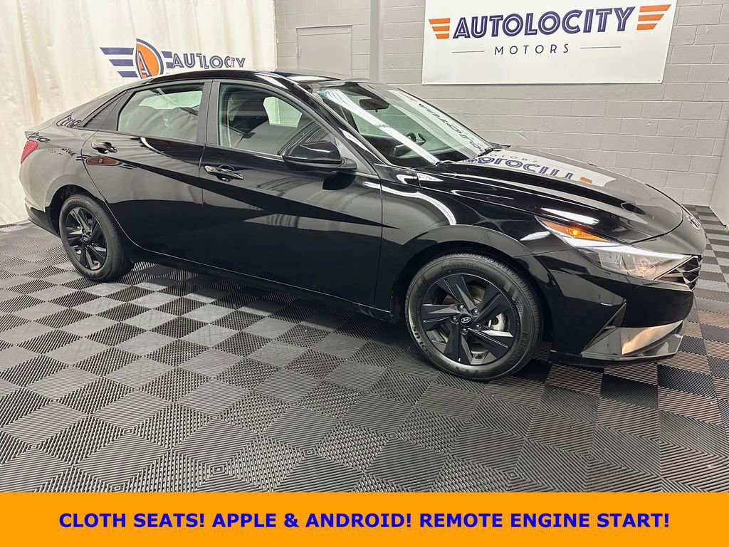2023 Hyundai Elantra 1.6 HEV Blue's photo