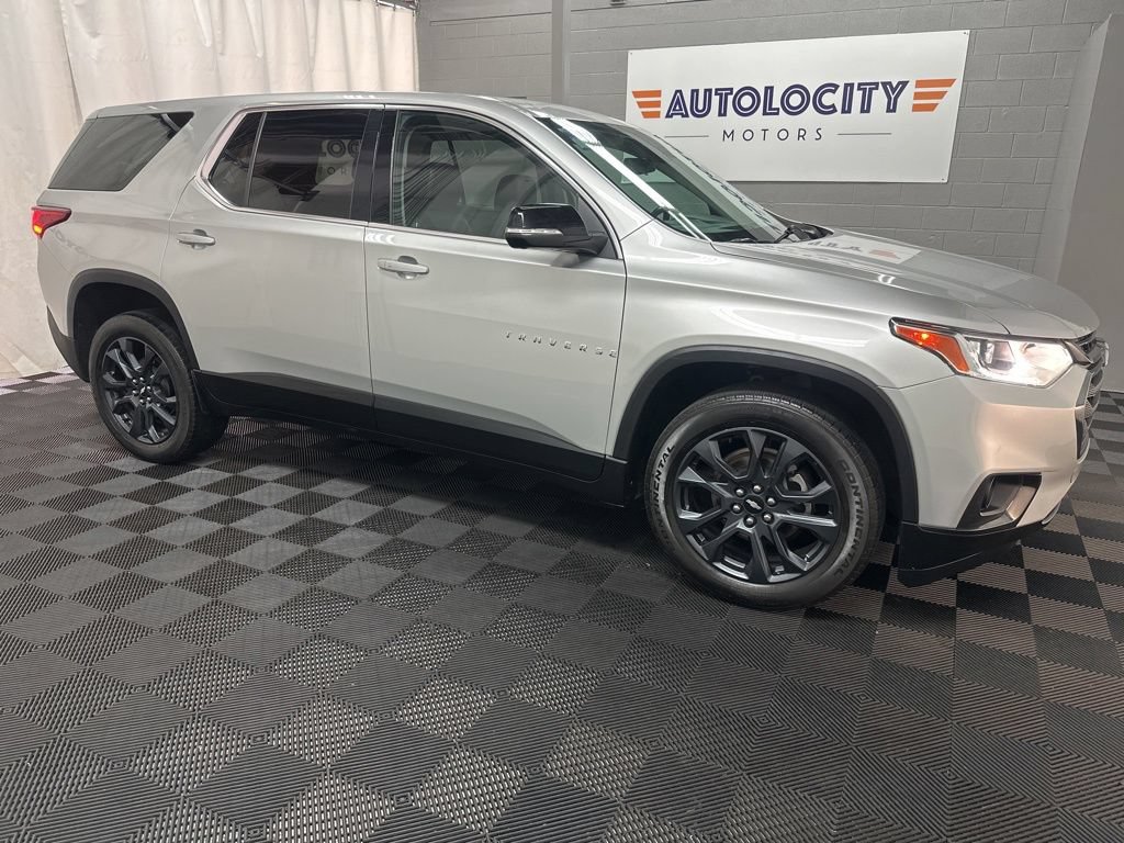 2021 Chevrolet Traverse RS - Photo 2