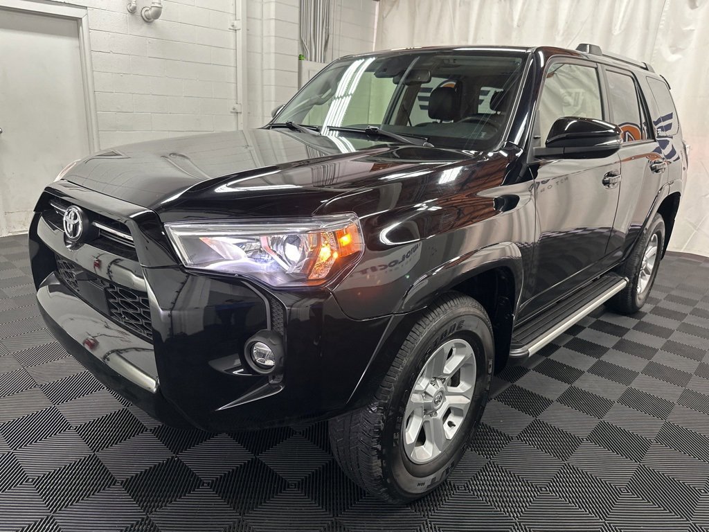 2022 Toyota 4Runner SR5 Premium photo 4