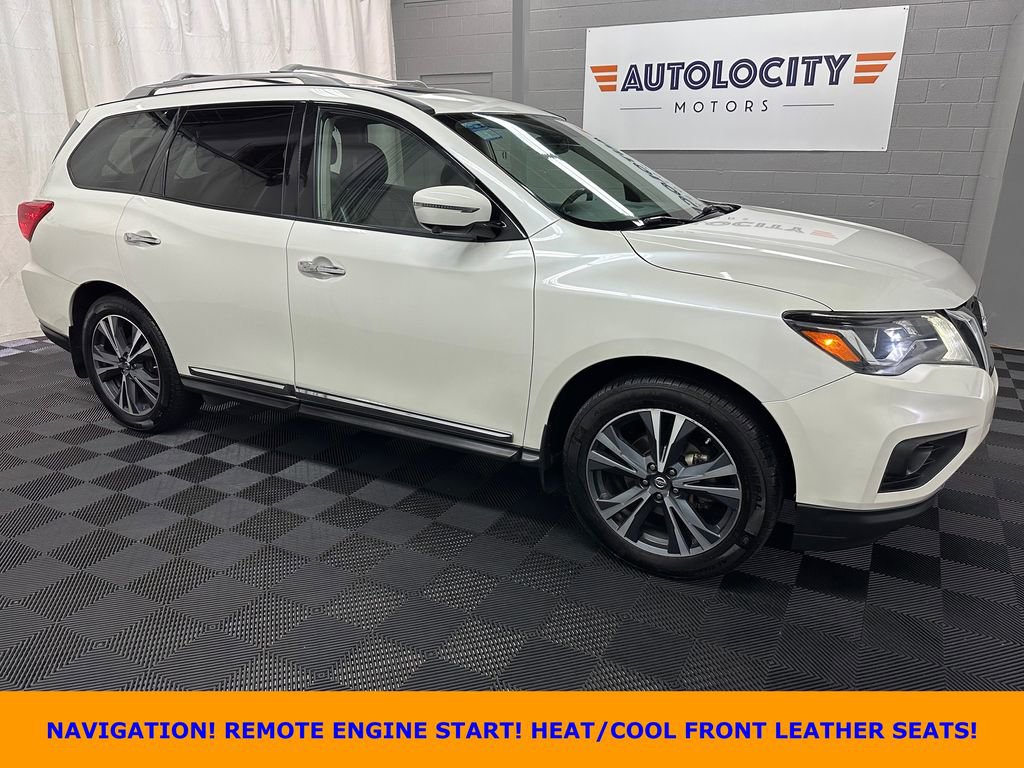 2019 Nissan Pathfinder Platinum 4WD's photo