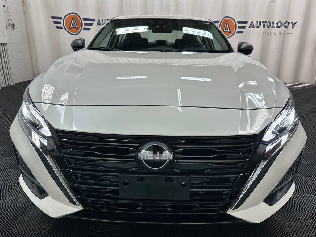 Used 2025 Nissan Altima SV Sedan