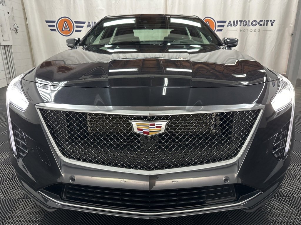 2019 Cadillac CT6 V-Sport photo 2