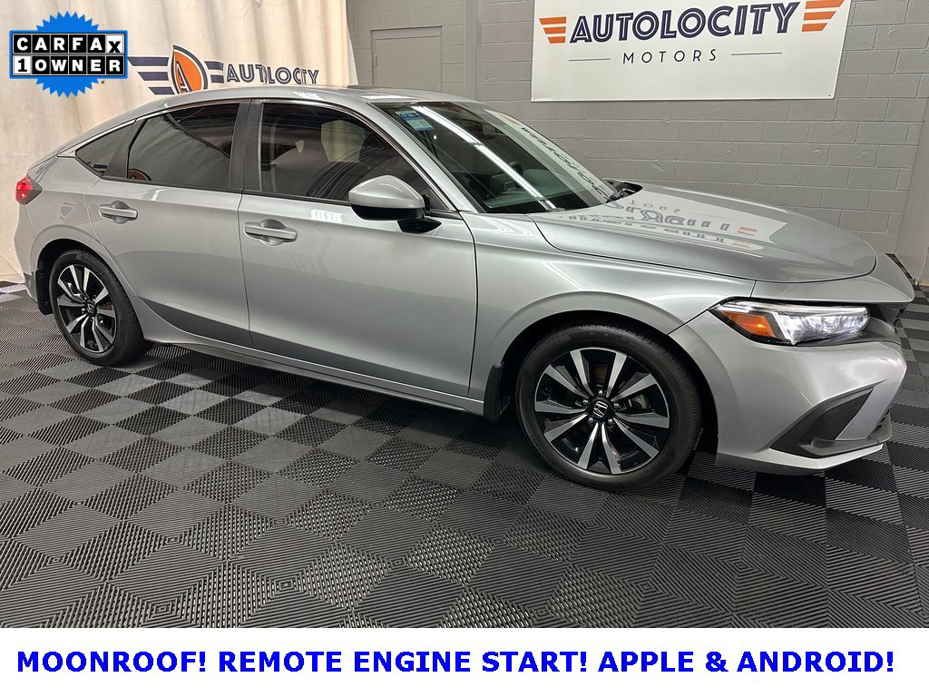 2024 Honda Civic Hatchback EX-L's photo