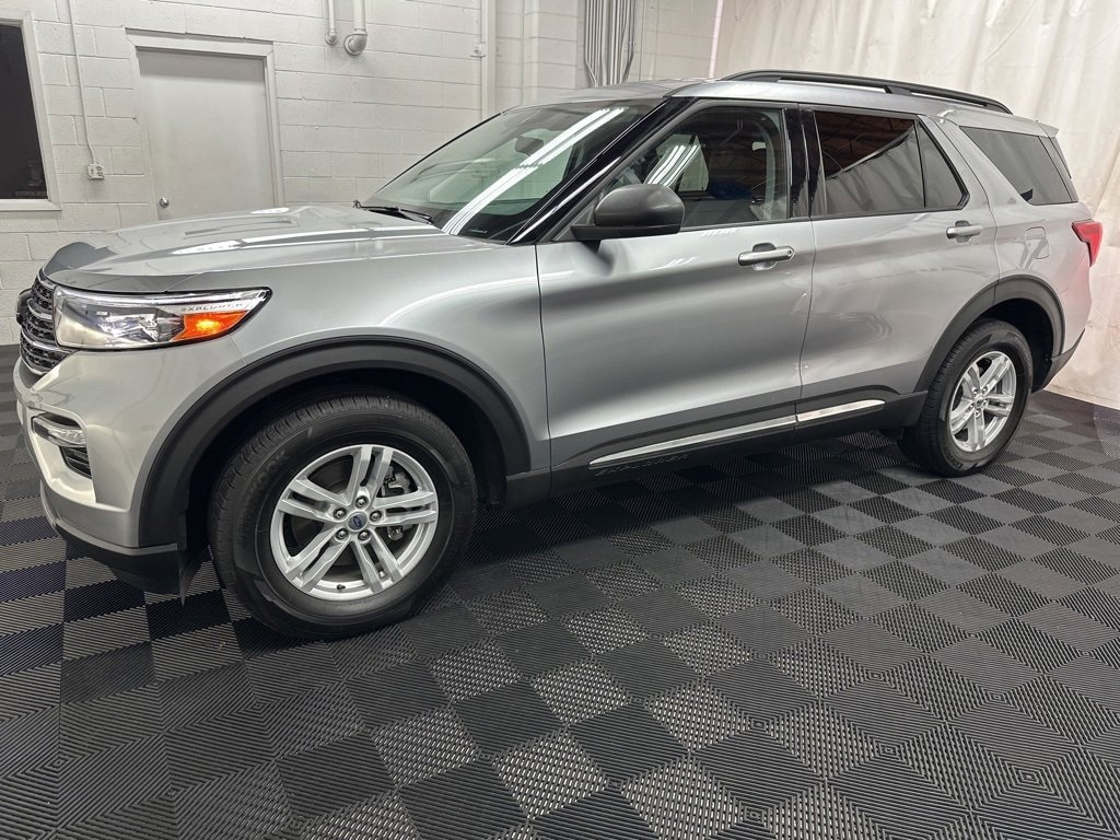 Used 2024 Ford Explorer XLT SUV