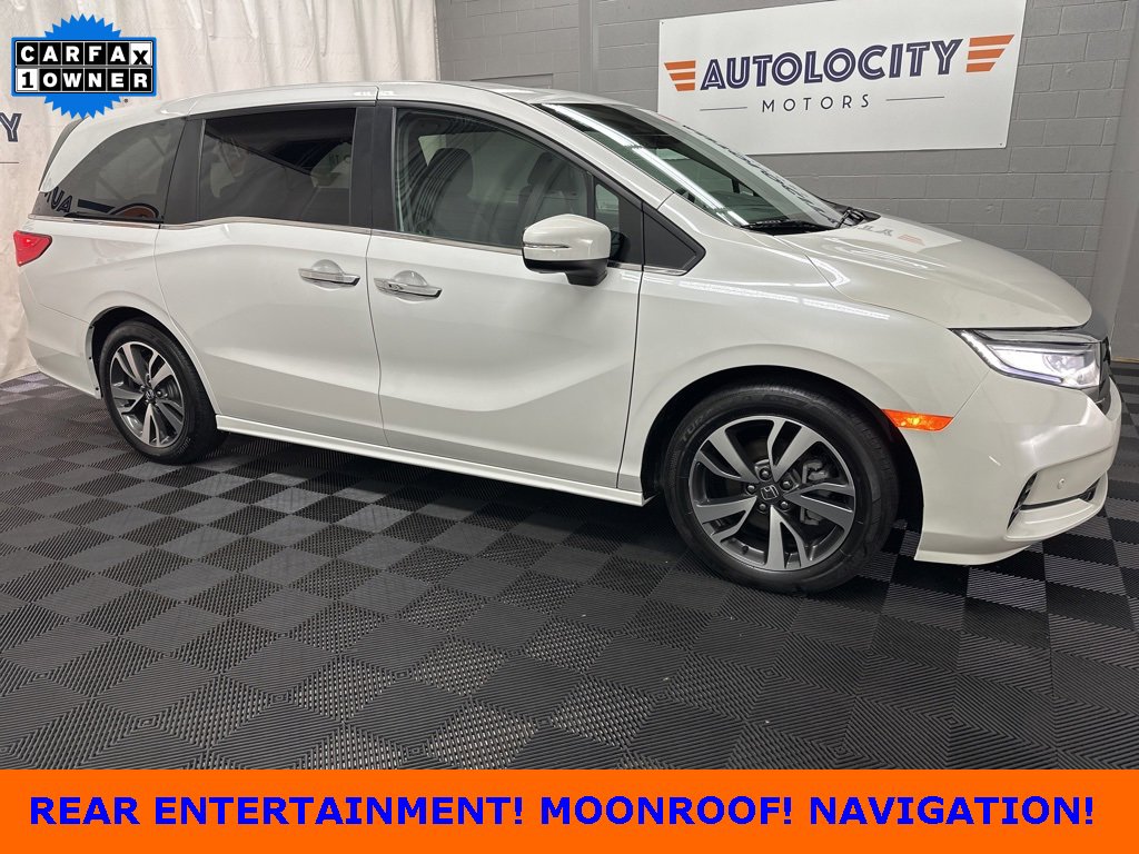 2023 Honda Odyssey Touring's photo
