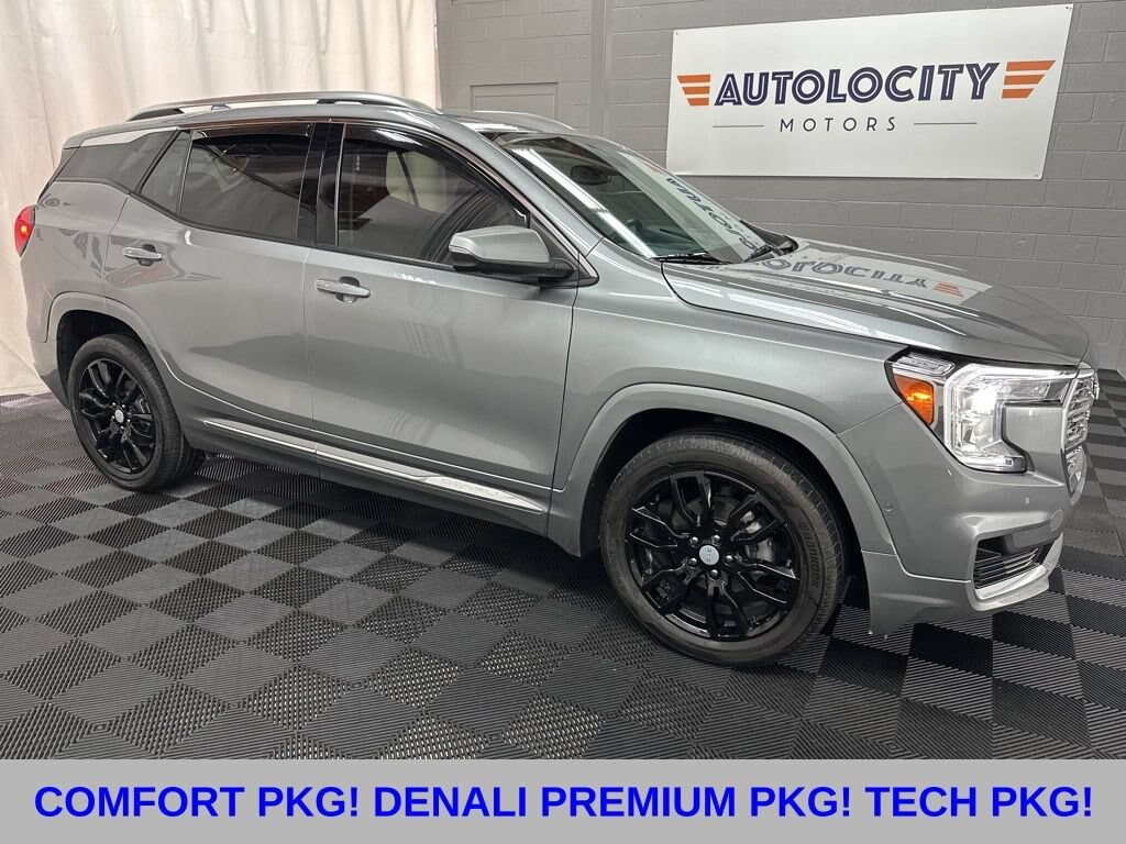 Used 2024 GMC Terrain Denali SUV