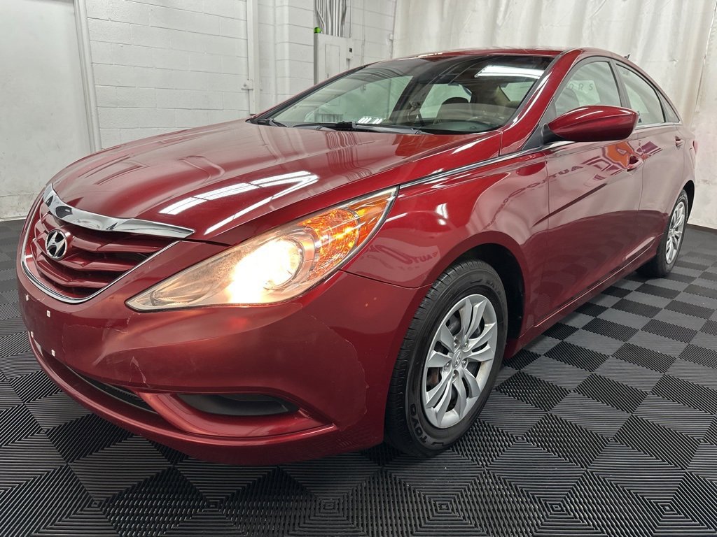 2011 Hyundai Sonata GLS photo 4