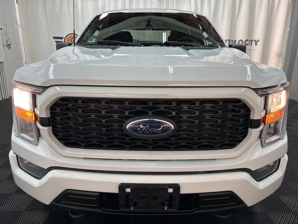 2023 Ford F-150 XL photo 3