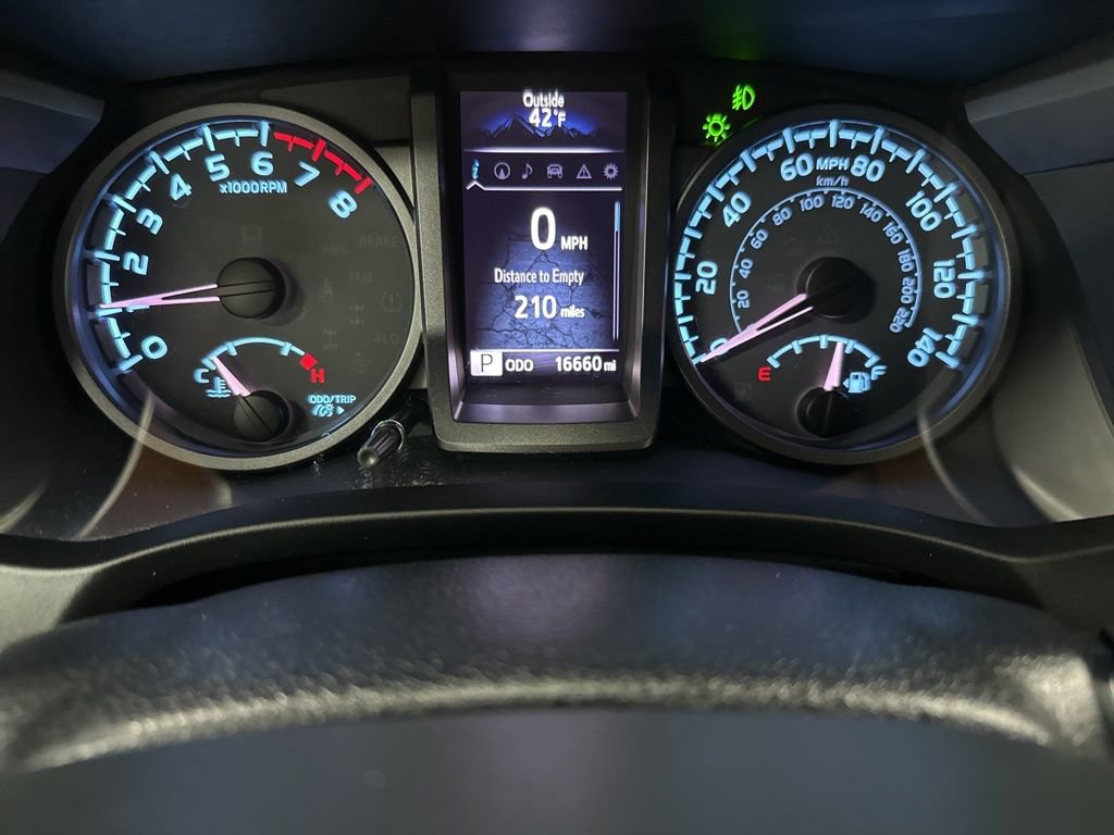 2019 Toyota Tacoma TRD Sport - Photo 14