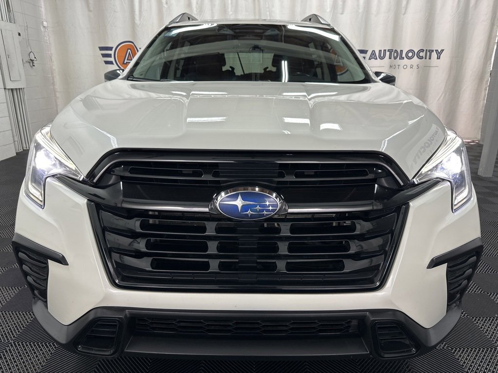 2023 Subaru Ascent Onyx Edition photo 3