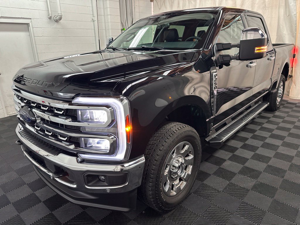Used 2026 Ford F-250 LARIAT Truck Crew Cab