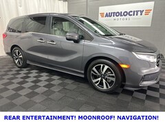 2022 Honda Odyssey Touring Van