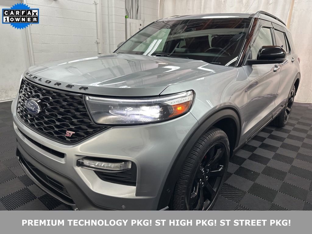 2022 Ford Explorer ST 4WD's photo
