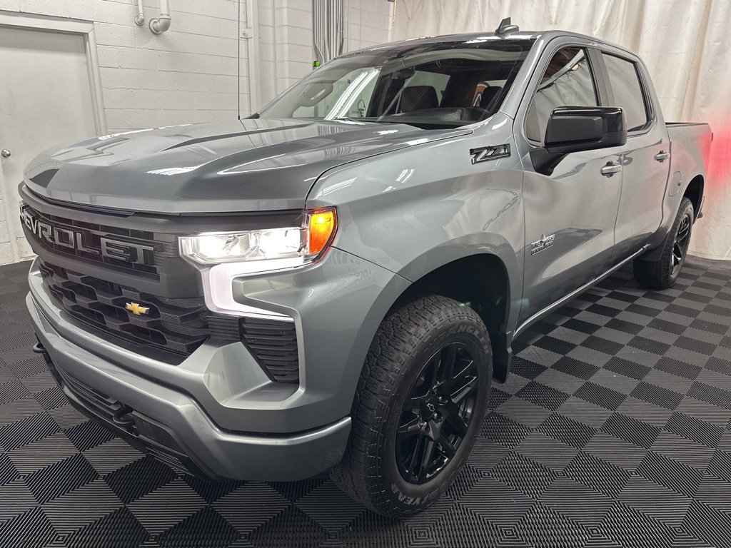 2023 Chevrolet Silverado 1500 RST photo 4