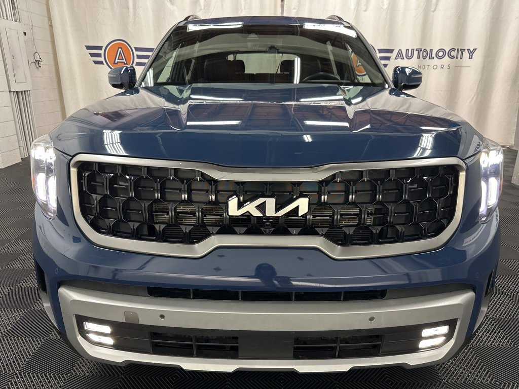 2023 Kia Telluride SX Prestige X-Pro photo 2