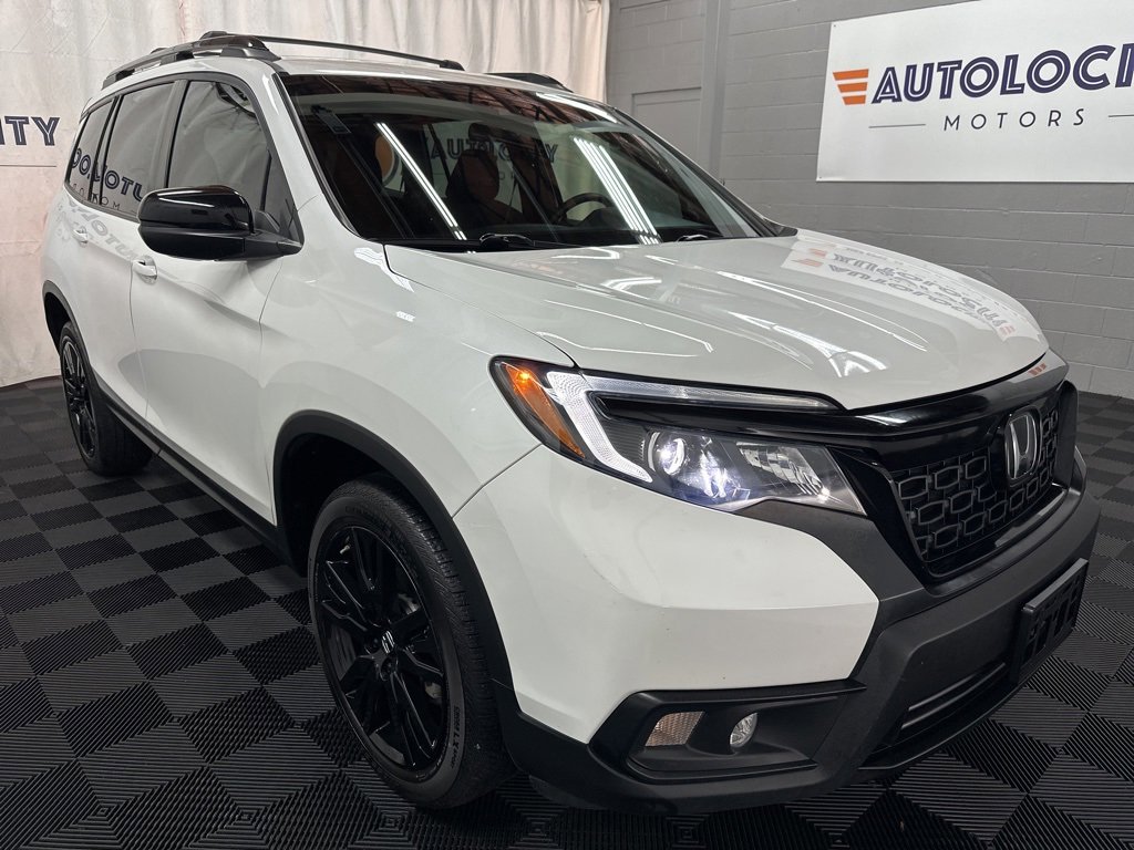 2021 Honda Passport Sport photo 2