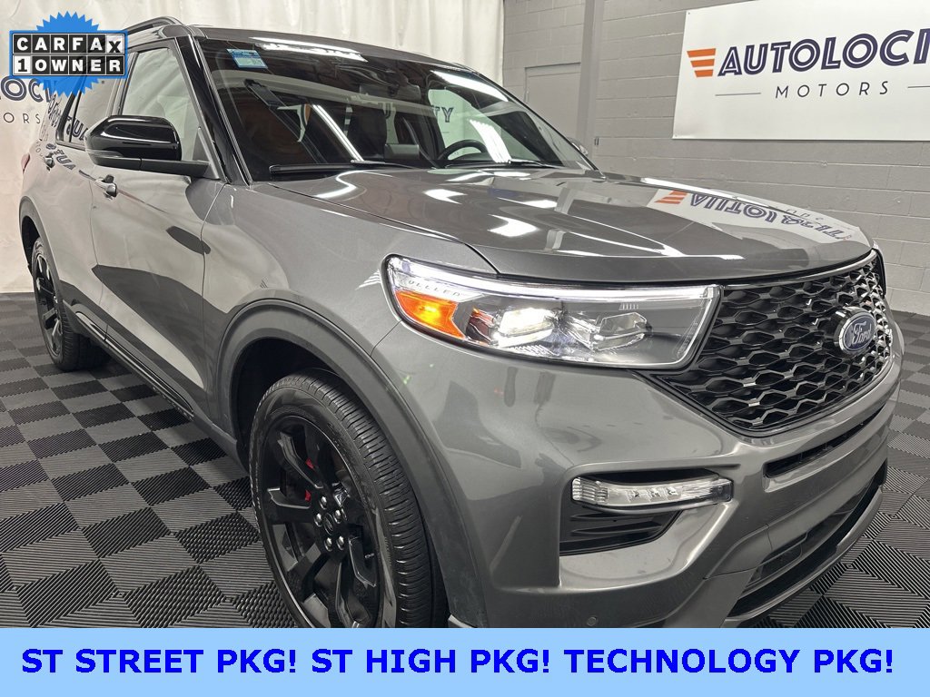 2024 Ford Explorer ST's photo