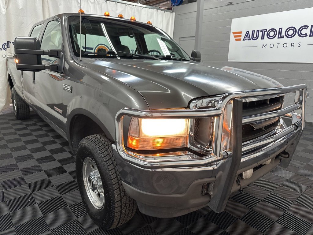 2004 Ford F-350 XLT photo 2