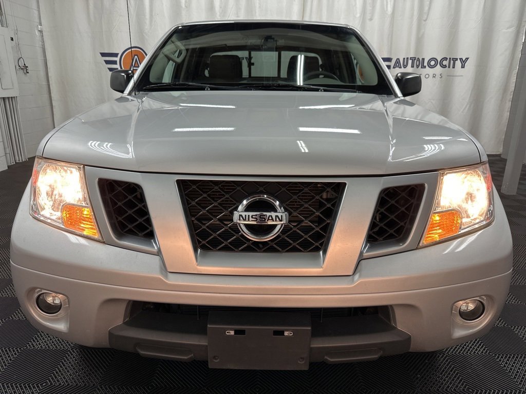 2021 Nissan Frontier SV photo 3