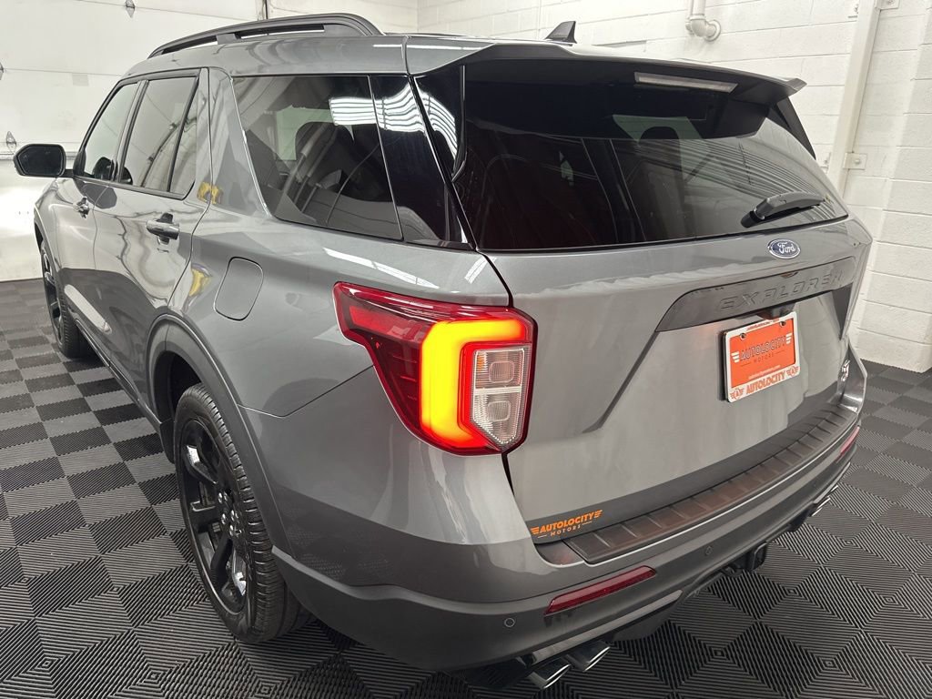 2024 Ford Explorer ST - Photo 8