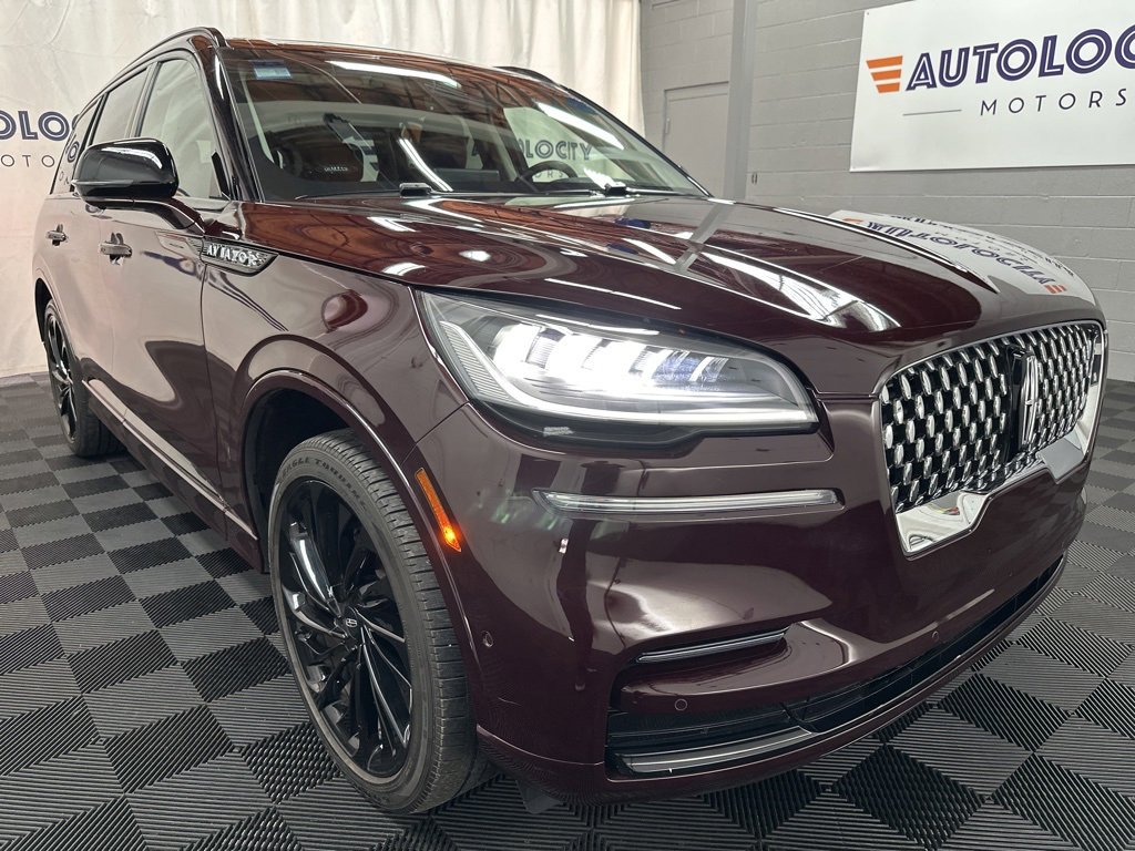 2023 Lincoln Aviator Reserve photo 2