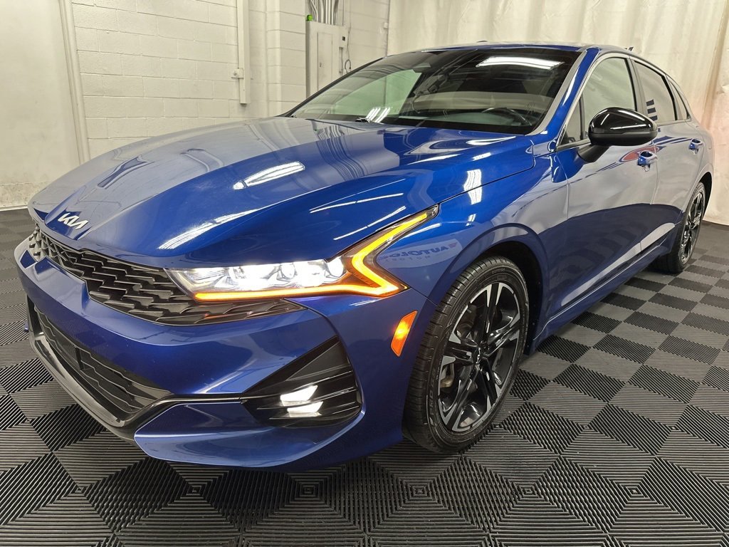 2023 Kia K5 GT-Line photo 3
