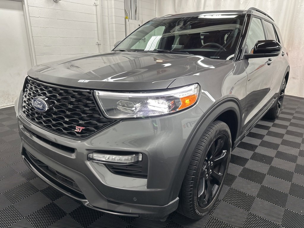 2024 Ford Explorer ST photo 4