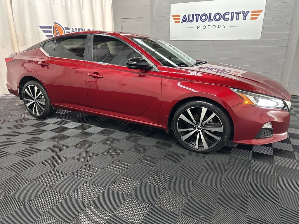 Used 2020 Nissan Altima 2.5 SR Sedan
