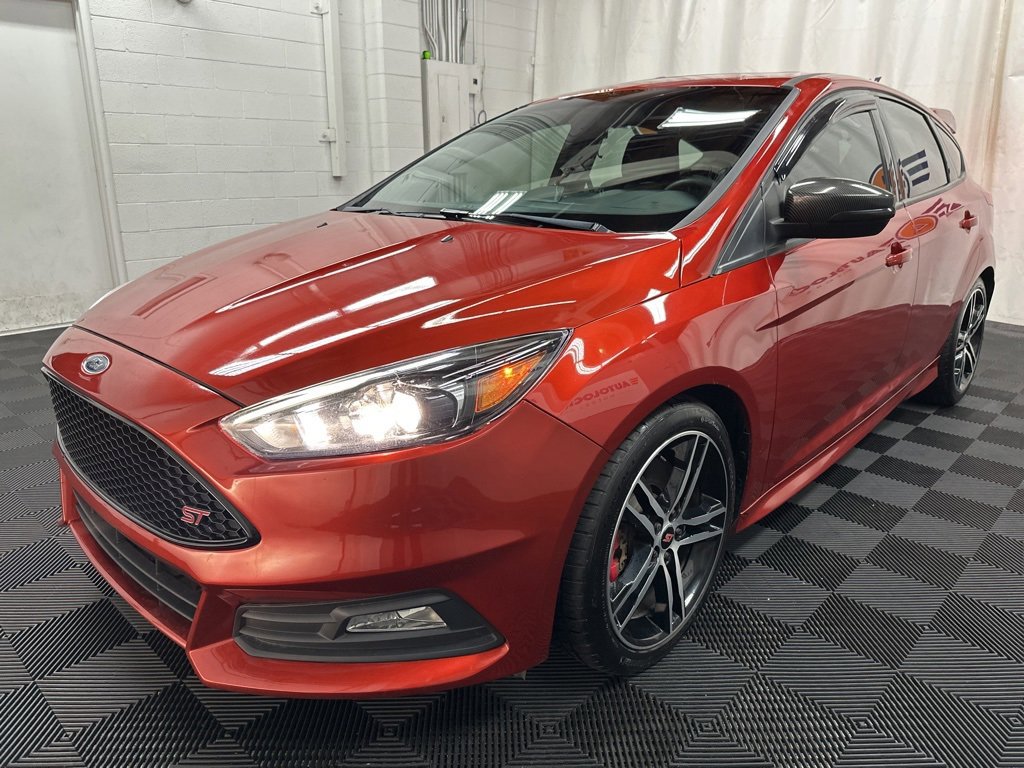 2018 Ford Focus ST photo 4