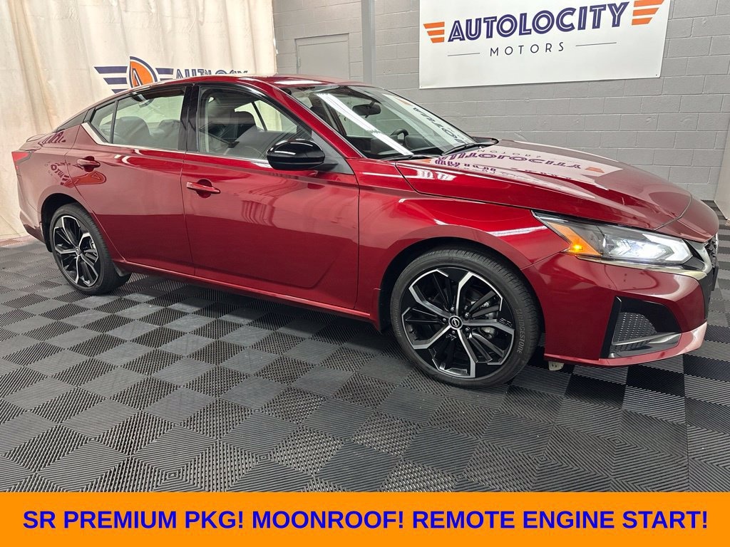 Used 2025 Nissan Altima SR Sedan