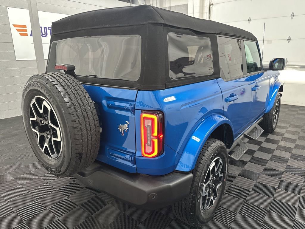 2024 Ford Bronco 4-Door Outer Banks - Photo 10