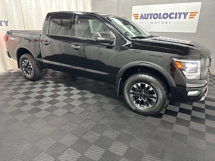 2020 Nissan Titan PRO-4X Truck Crew Cab